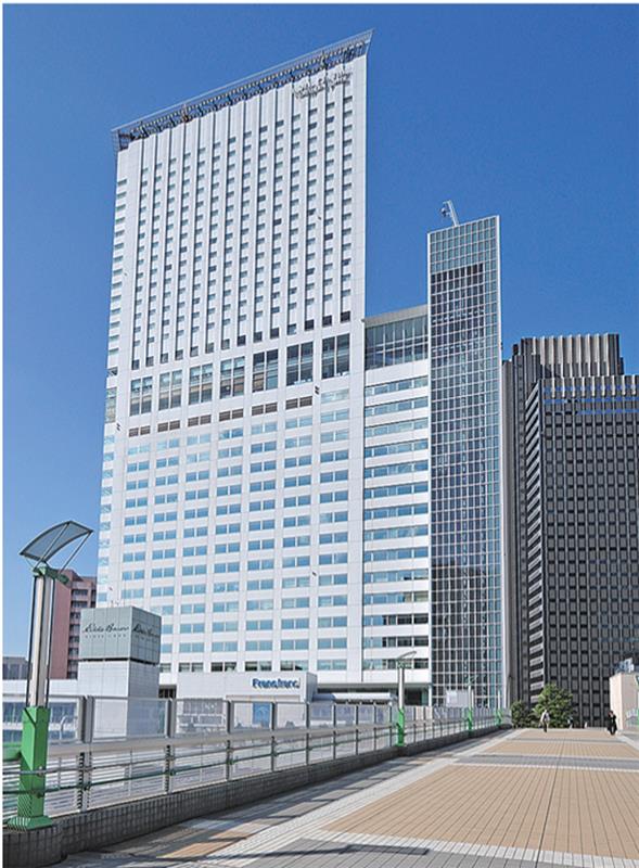 小田急サザンタワー外観